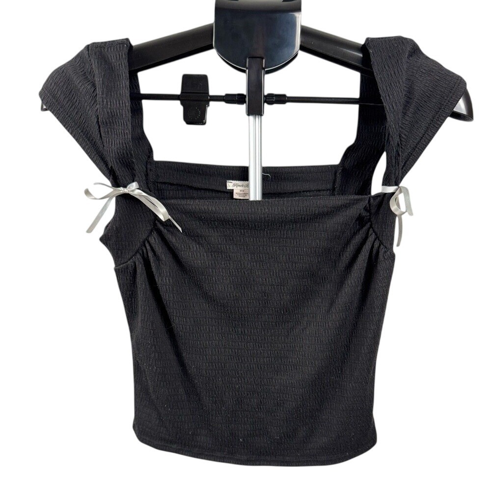 Kimchi Blue Black Textured Ribbon Tie Crop Top Coquette Cottagecore‎ Urban